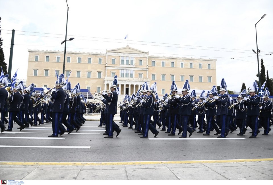 στρατιωτική παρέλαση στην Αθήνα για την 25η Μαρτίου
