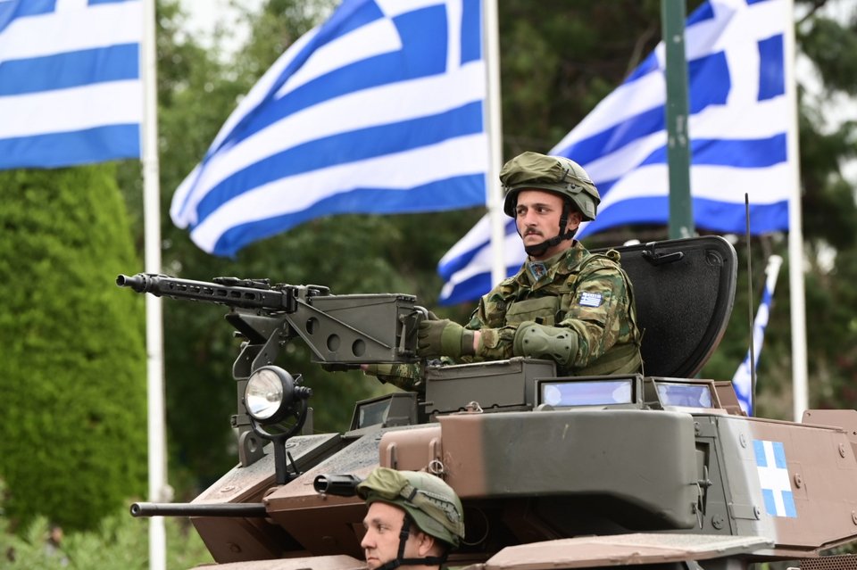 στρατιωτική παρέλαση στην Αθήνα για την 25η Μαρτίου