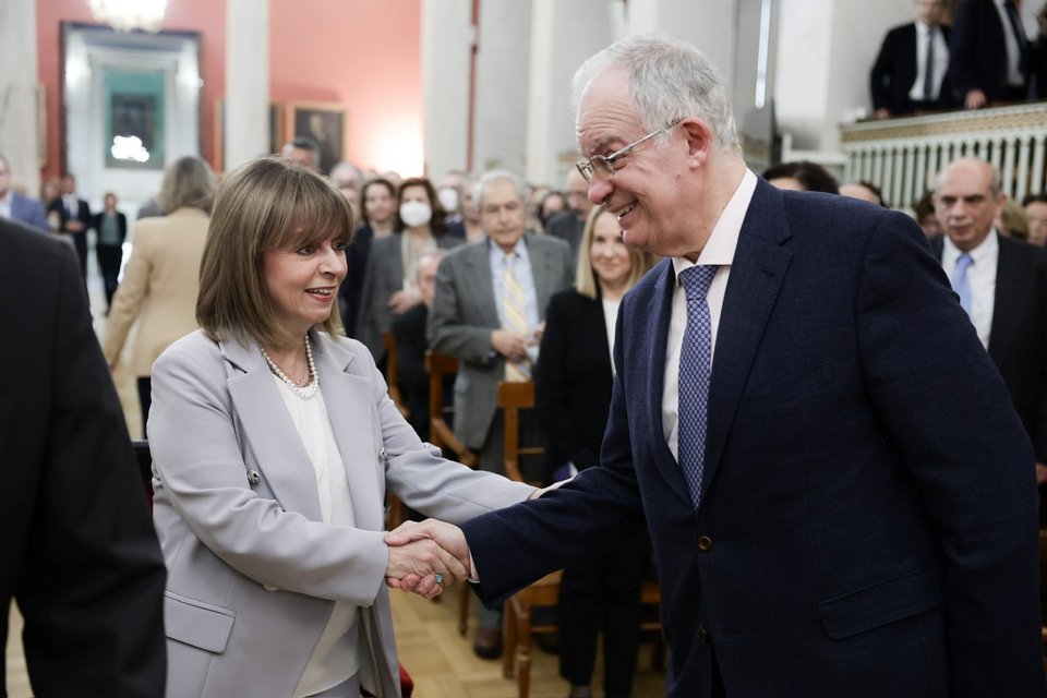 Η πρόεδρος της Δημοκρατίας Καατερίνα Σακελλαροπούλου με τον πρόεδρο της Βουλής Κώστα Τασούλα / Φωτογραφία: Γ.Τ ΠτΔ ΜΑΝΩΛΟΠΟΥΛΟΣ ΘΟΔΩΡΗΣ