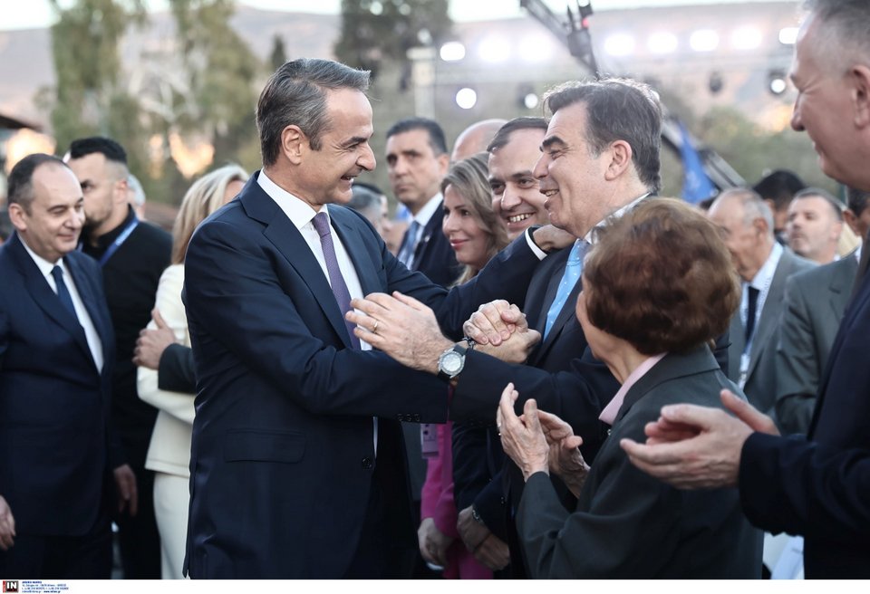 Ο πρωθυπουργός και πρόεδρος της ΝΔ Κυριάκος Μητσοτάκης κατά την άφιξή του στην έναρξη του 15ου Συνεδρίου του κόμματος