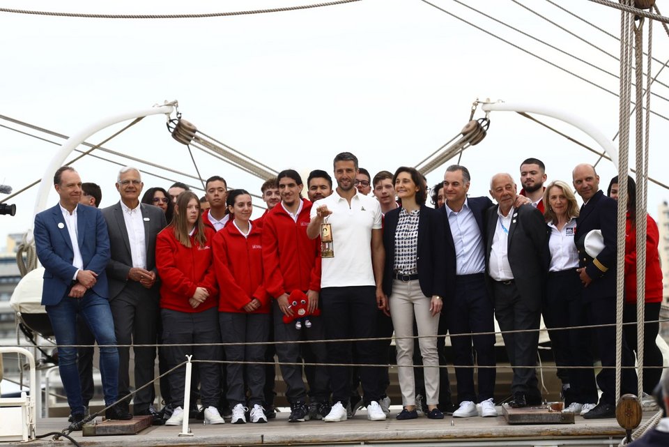 Το ιστιοφόρο Belem απέπλευσε από το λιμάνι του Πειραιά, μεταφέροντας την Ολυμπιακή Φλόγα / Φωτογραφία: Eurokinissi