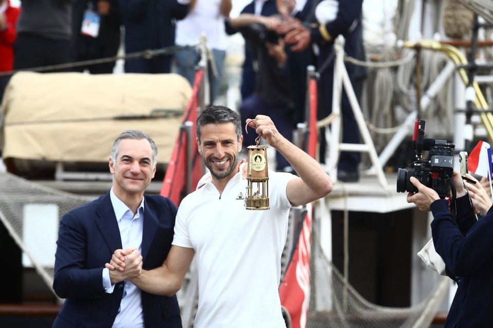 Το ιστιοφόρο Belem απέπλευσε από το λιμάνι του Πειραιά, μεταφέροντας την Ολυμπιακή Φλόγα / Φωτογραφία: Eurokinissi