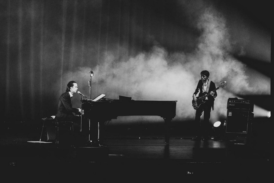 Ο Nick Cave στην Κεντρική Σκηνή της Στέγης του Ιδρύματος Ωνάση, μαζί με τον Colin Greenwood των Radiohead, 1, 2 και 3 Ιουνίου