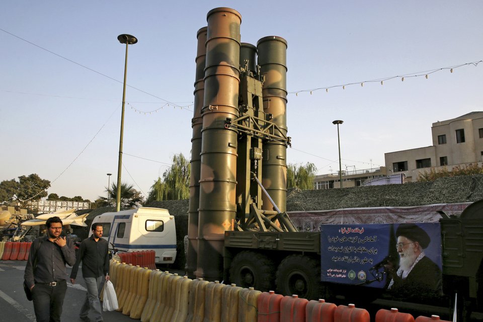 Σύστημα αεράμυνας S-300, που προμηθεύτηκε το Ιράν από τη Ρωσία