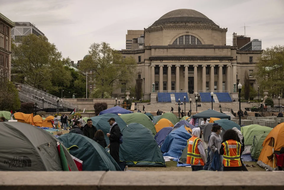 Φοιτητές διαμαρτύρονται έξω από το πανεπιστήμιο Columbia στις ΗΠΑ-Φωτογραφία AP