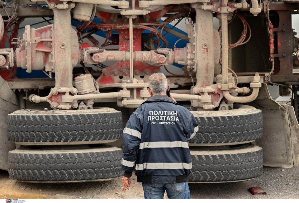 ανατροπή της μπετονιέρας στο Χαϊδάρι