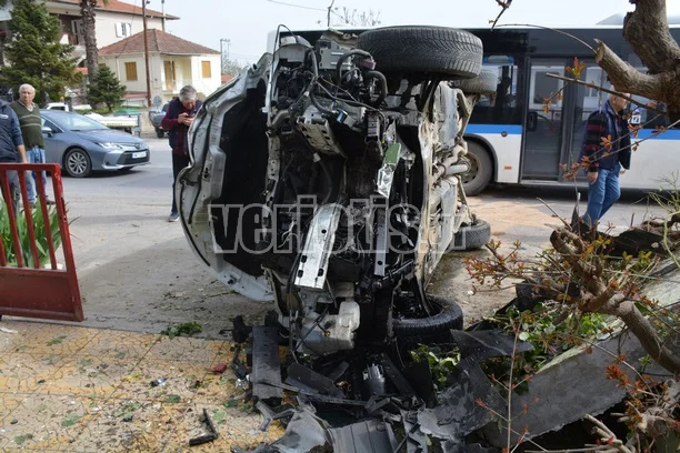 troxaio sti veroia dyo nekres 3.JPG