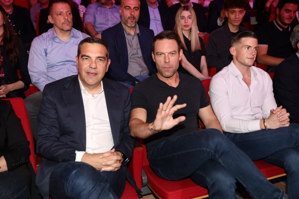 Αλέξης Τσίπρας, Στέφανος Κασσελάκης, Τάιλερ Μακμπέθ / Φωτογραφία: ΓΙΑΝΝΗΣ ΠΑΝΑΓΟΠΟΥΛΟΣ/EUROKINISSI
