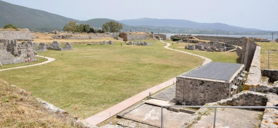 Κάστρο Αγίας Μαύρας Λευκάδας