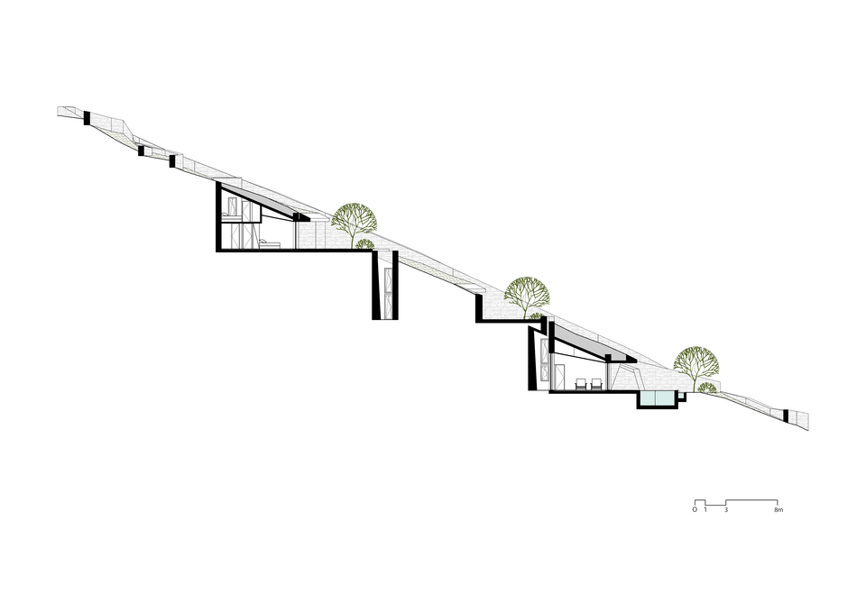 Το σχέδιο των τριών κατοικιών που θα χτιστούν η μία κάτω από την άλλη στην πλαγιά