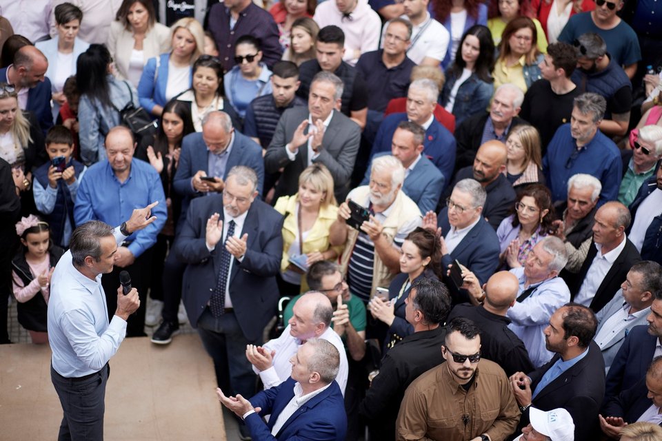 Ο Κυριάκος Μητσοτάκης κατά την περιοδεία του στην Δυτική Μακεδονία / Φωτογραφία: ΓτΠ Δημήτρης Παπαμήτσος