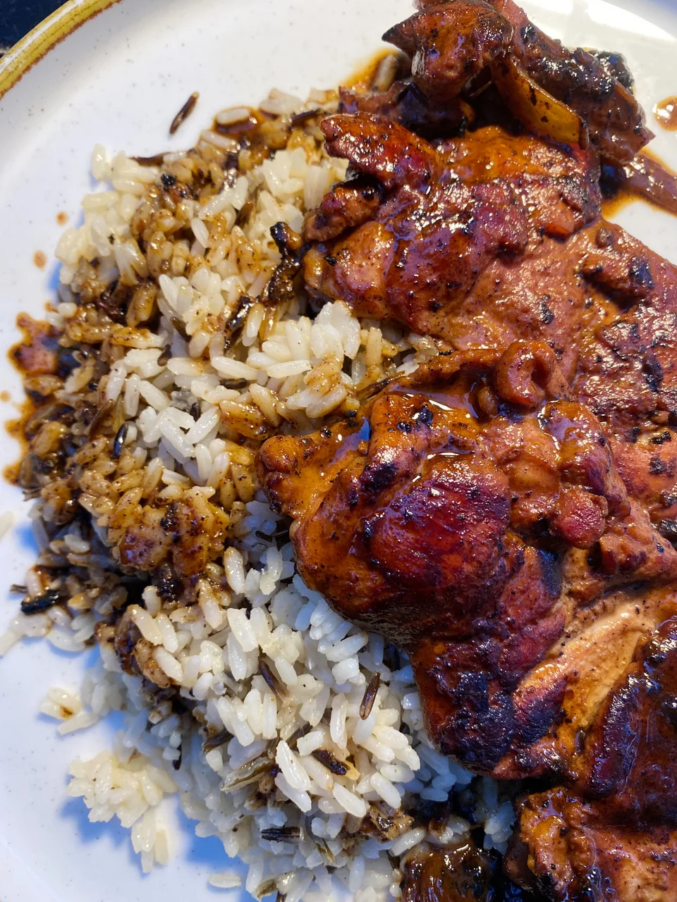 Κοτόπουλο καψαλισμένο με βούτυρο / Φωτογραφία: Μάνος Λειβαδάρος/iefimerida