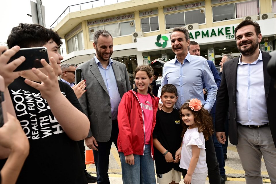 Επίσκεψη Μητσοτάκη στα Βριλήσσια
