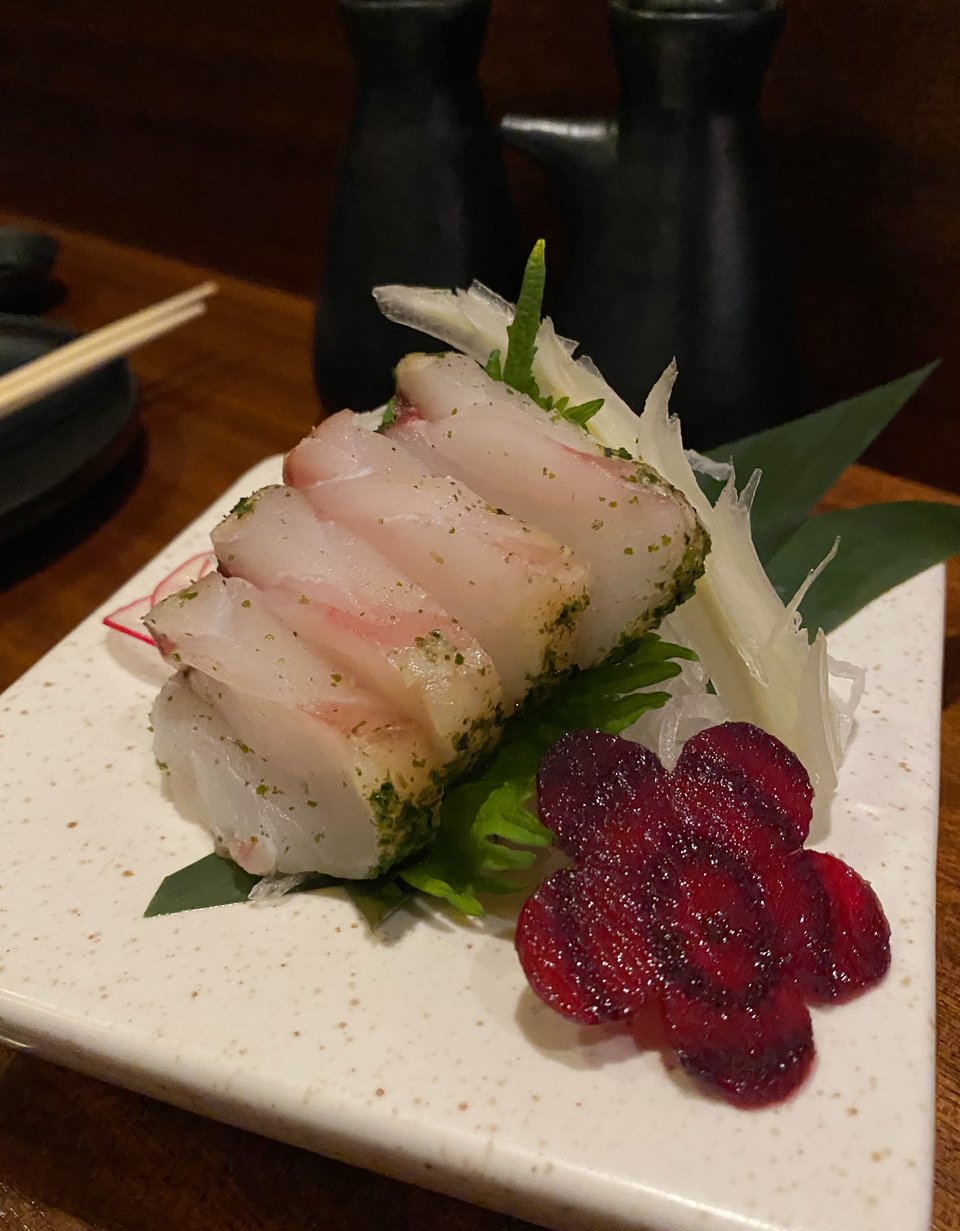 Sashimi σφυρίδα / Φωτογραφία: Μάνος Λειβαδάρος/iefimerida