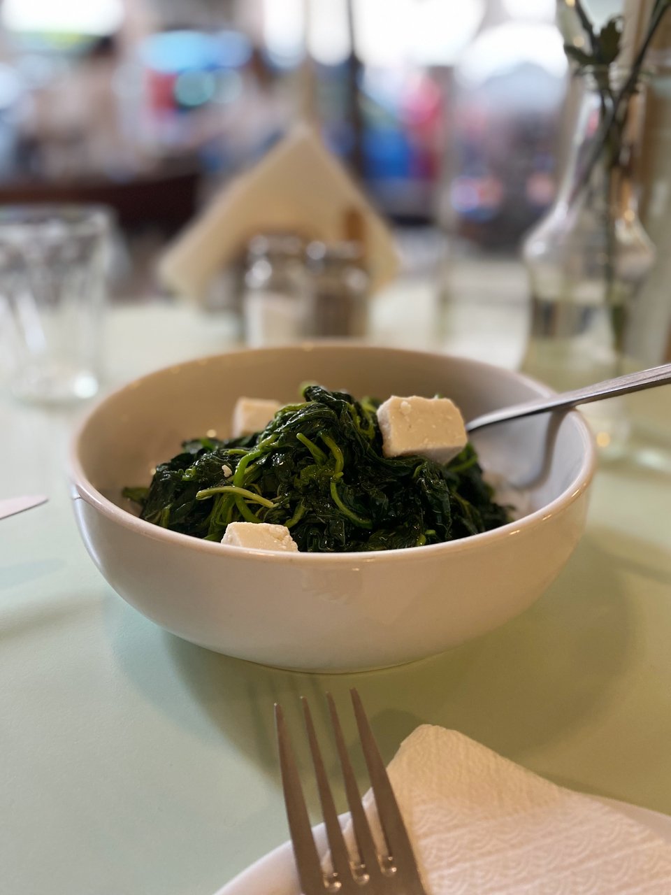 Χόρτα με τυρί χωριάτικο / Φωτογραφία: Μάνος Λειβαδάρος/iefimerida