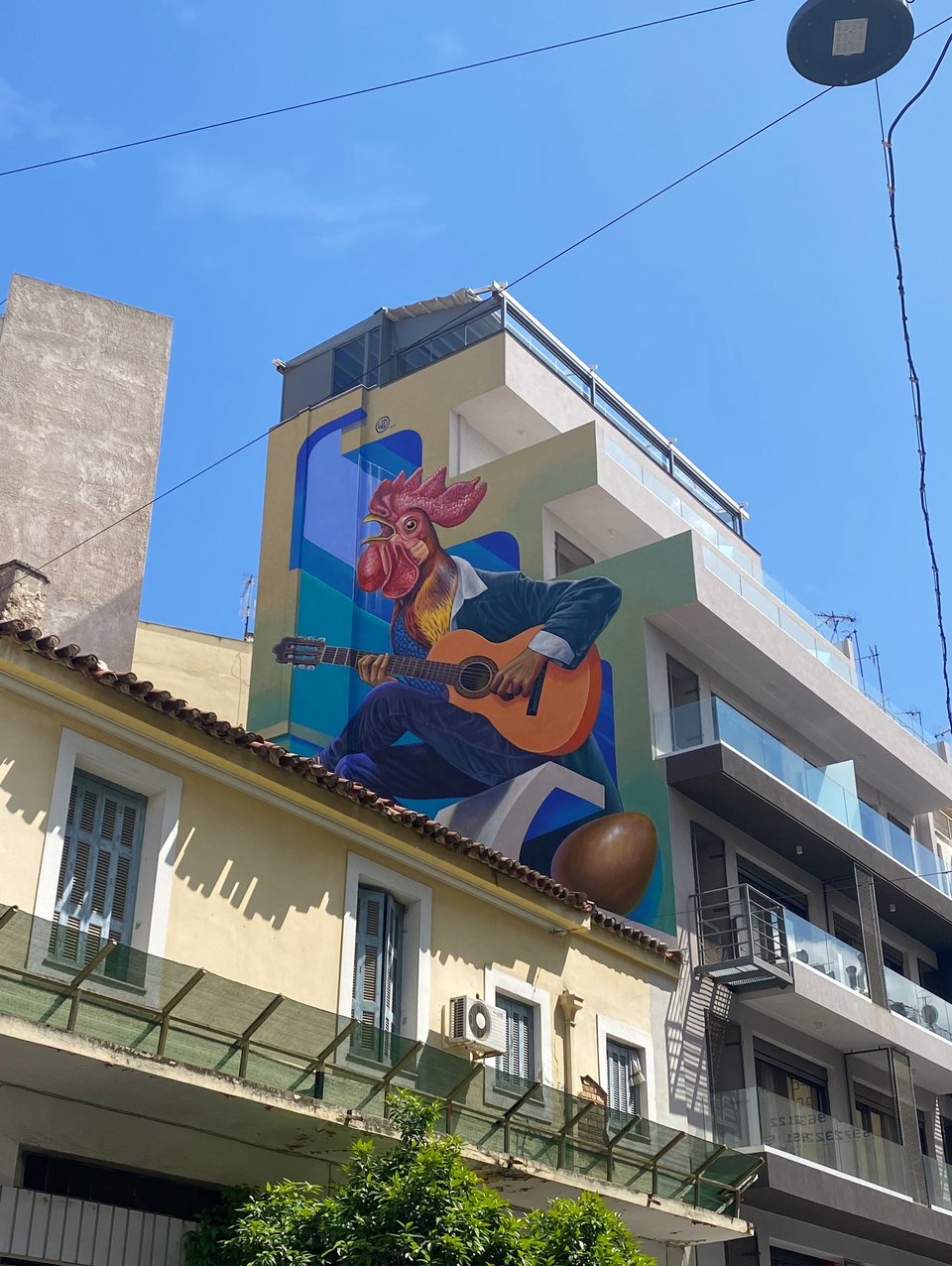 Wall art σε κτίριο της οδού Σποράδων στην Κυψέλη / Φωτογραφία: Μάνος Λειβαδάρος/iefimerida