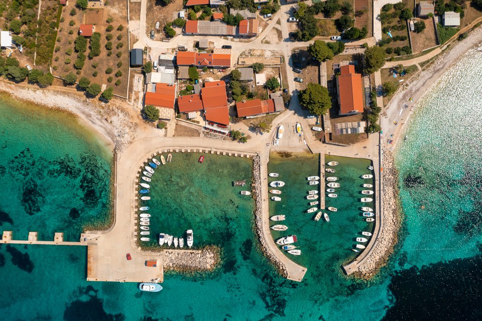 Αεροφωτογραφία του νησιού Premuda, στην Αδριατική Θάλασσα της Κροατίας