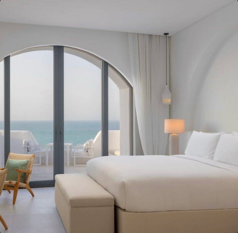 Anantara Santorini Abu Dhabi
