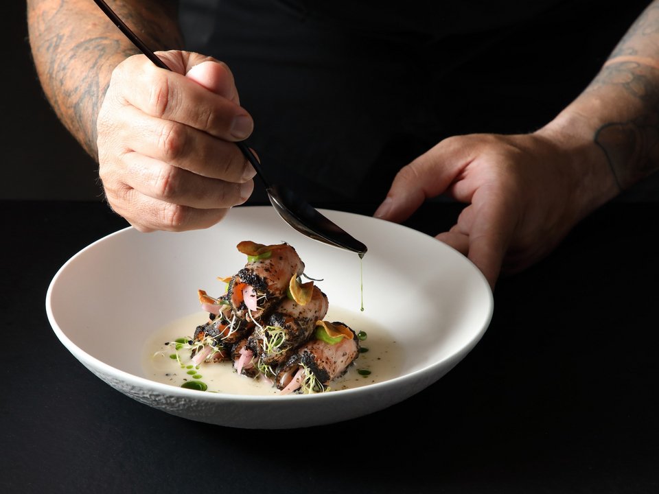 Πιάτο του εστιατορίου Kinjo στα Βριλήσσια / Φωτογραφία: kinjo.athens/Instagram