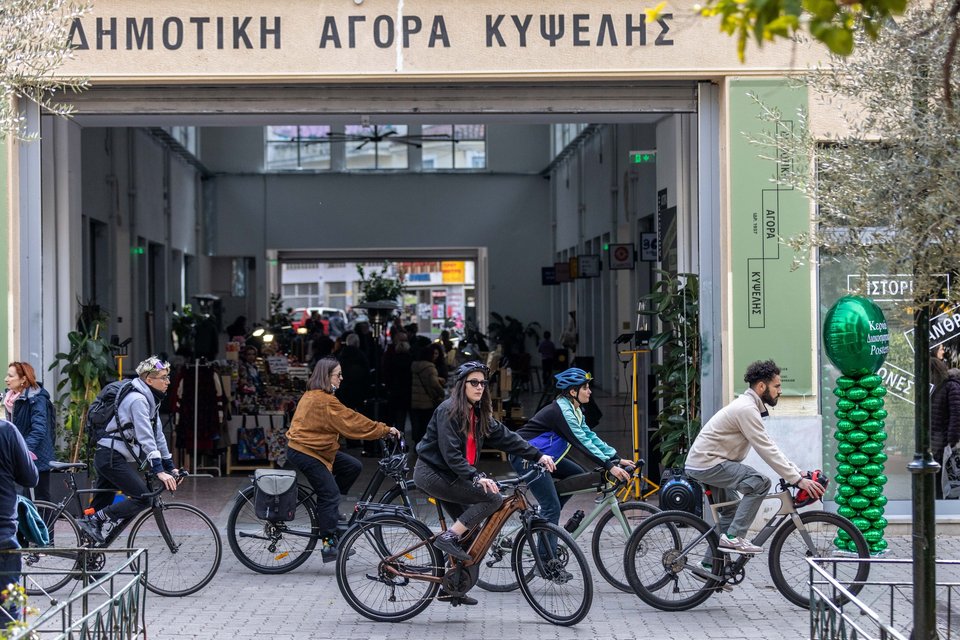 Ένα από τα ποδηλατικά events της Δημοτικής Αγοράς Κυψέλης επί της Φωκίωνος Νέγρη / Φωτογραφία: kypseli.municipal.market/Instagram