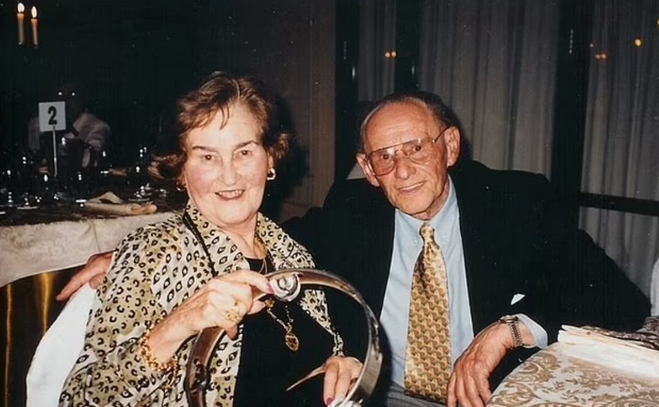 Τόσο η Lali όσο και η Gita επέζησαν από το Ολοκαύτωμα