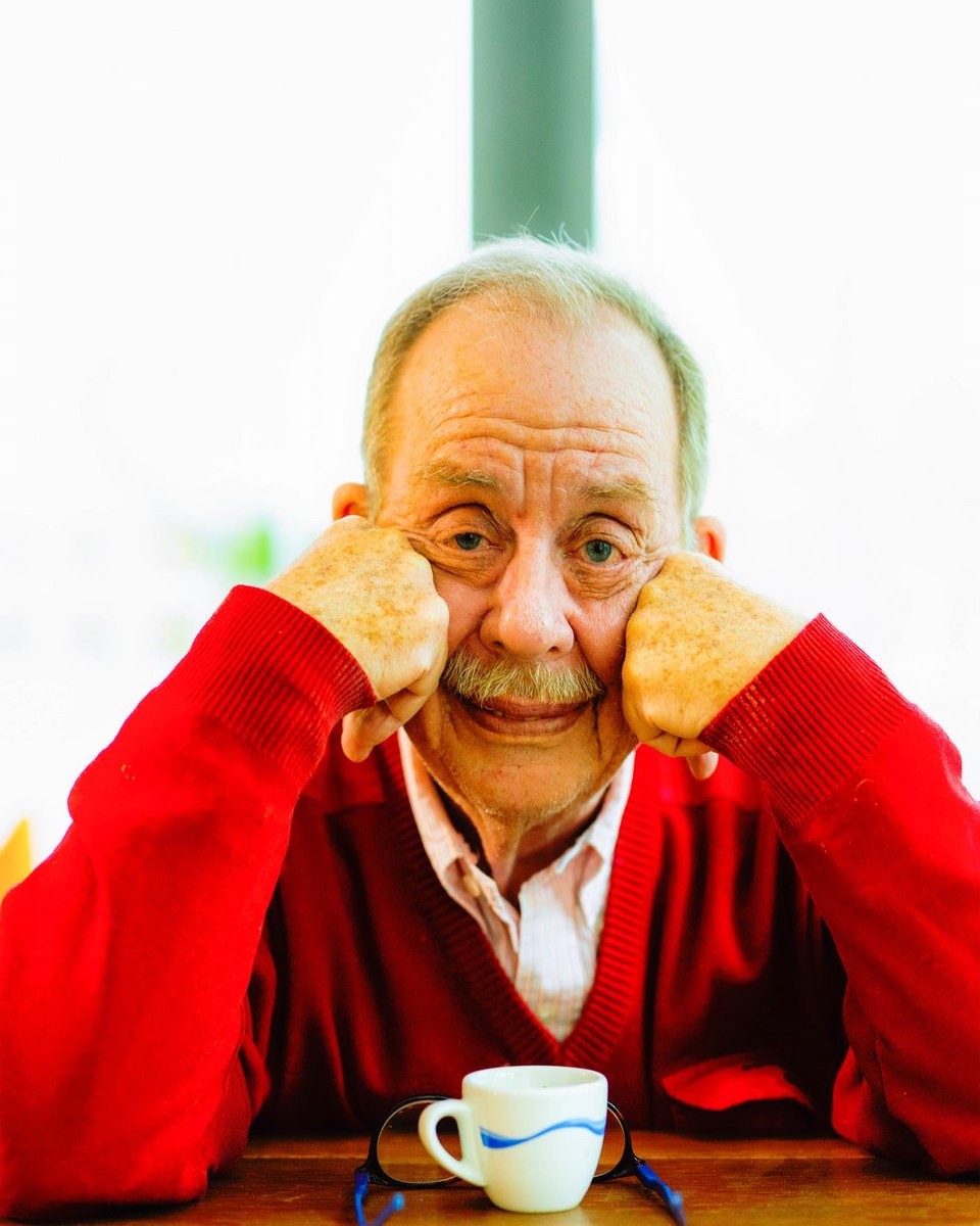 Ο Ηλίας Μαμαλάκης τιμήθηκε για το έργο του συνολικά στα FNL Awards 2024 / Φωτογραφία: mpoukia_kai_sychorio/Instagram