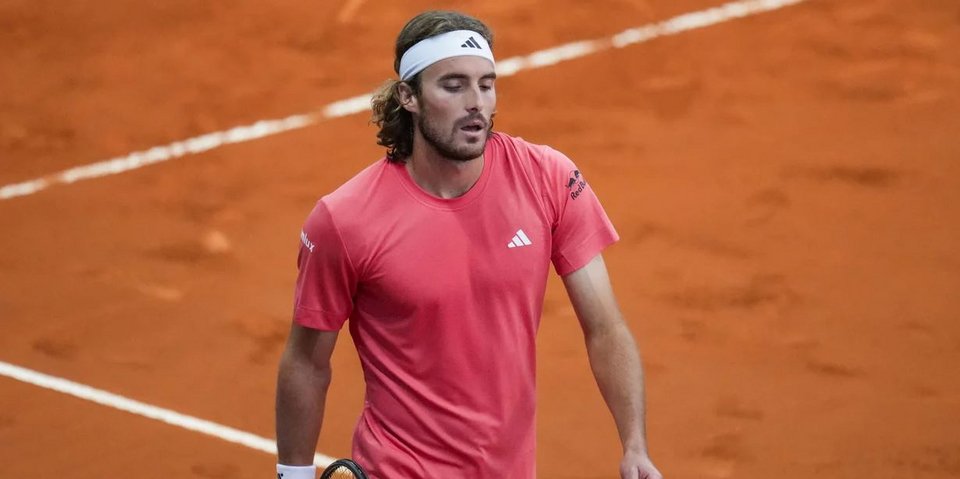 Ο Στέφανος Τσιτσιπάς στο Roland Garros / Φωτογραφία: AP Photo