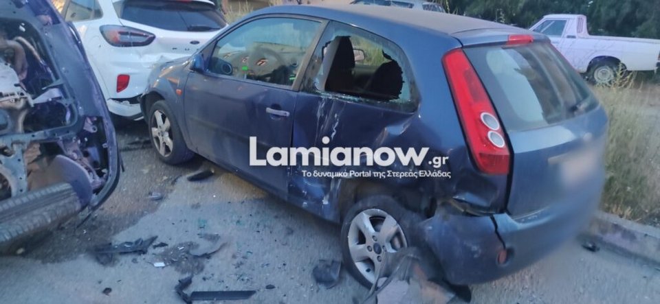 Λαμία: Απίστευτο τροχαίο στη Μεγάλου Αλεξάνδρου