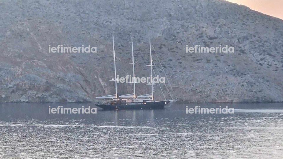 Το σκάφος του Τζεφ Μπέζος στη Σύμη