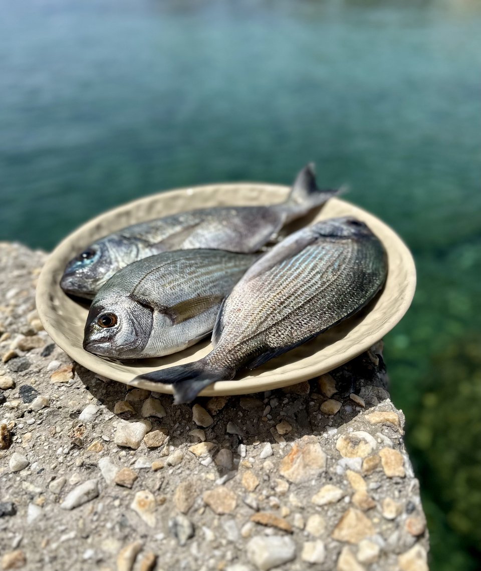 Η αγνή πρώτη ύλη έχει τον πρωταγωνιστικό ρόλο και στο νέο εστιατόριο Cookoovaya στην Αντίπαρο