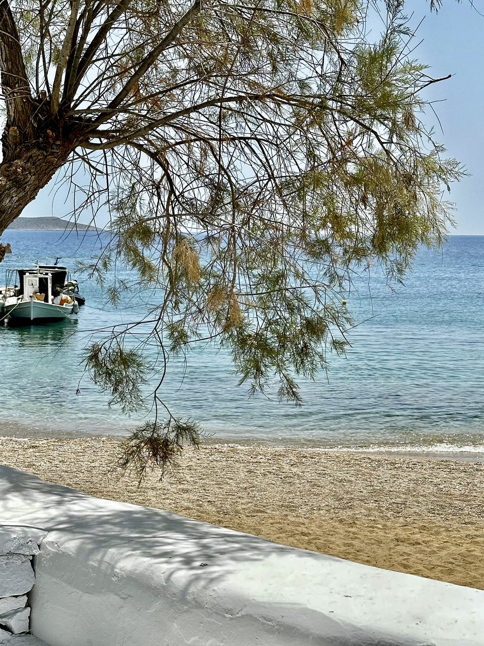 Η παραλία Απάντημα στην Αντίπαρο