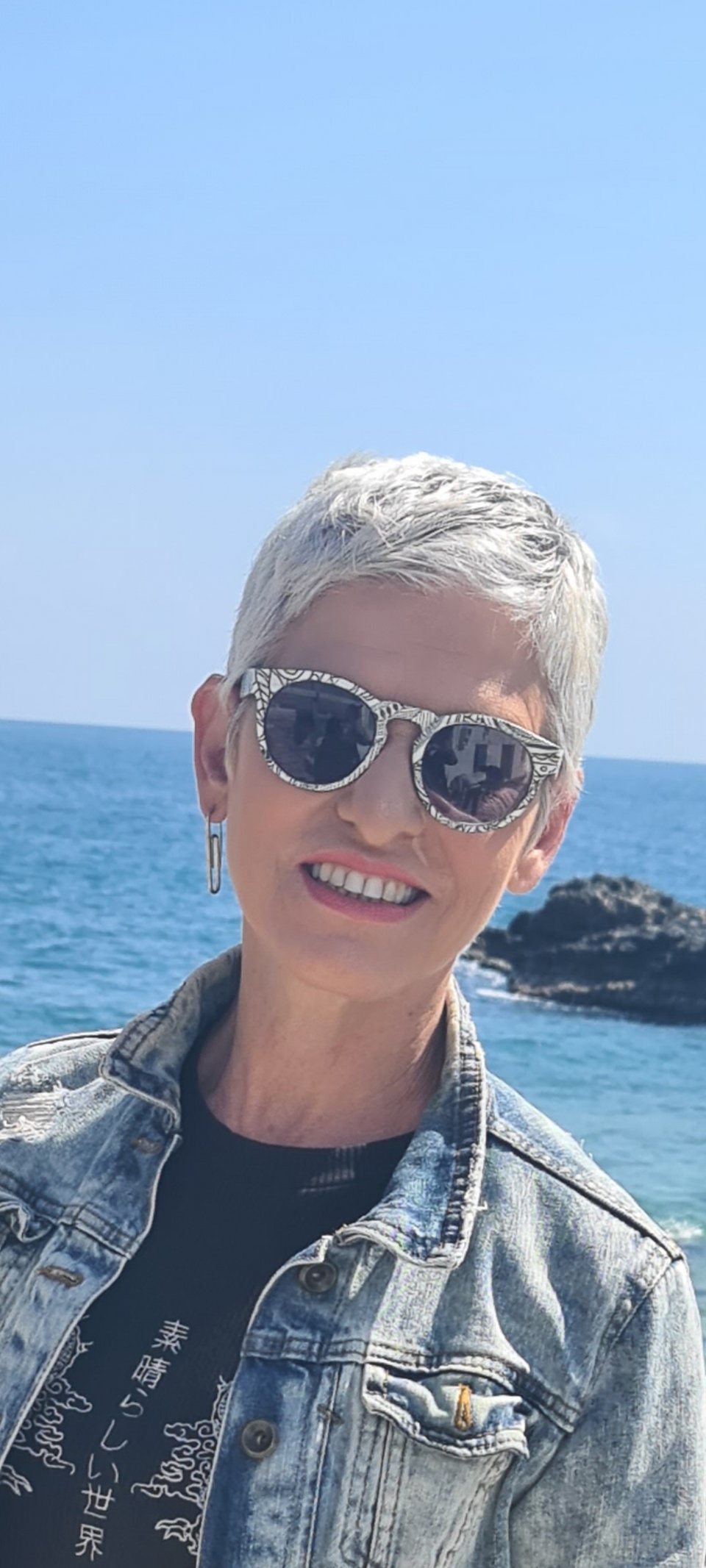 «Αν κάτι, περισσότερο από οτιδήποτε, χαρακτηρίζει το ελληνικό τραπέζι, είναι η αγάπη για τη μοιρασμένη νοστιμιά και την κοινή απόλαυση» λέει η Ελένη Ψυχούλη