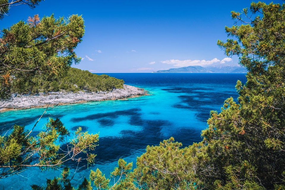 Νερά με αποχρώσεις του μπλε