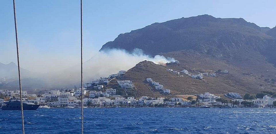 Φωτιά στη Σέριφο / Φωτογραφία: Facebook