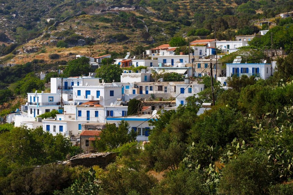 Το χωριό Χρυσομηλιά