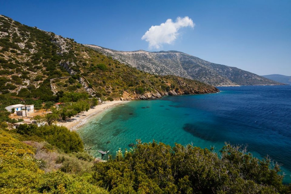 Από τις ωραιότερες παραλίες