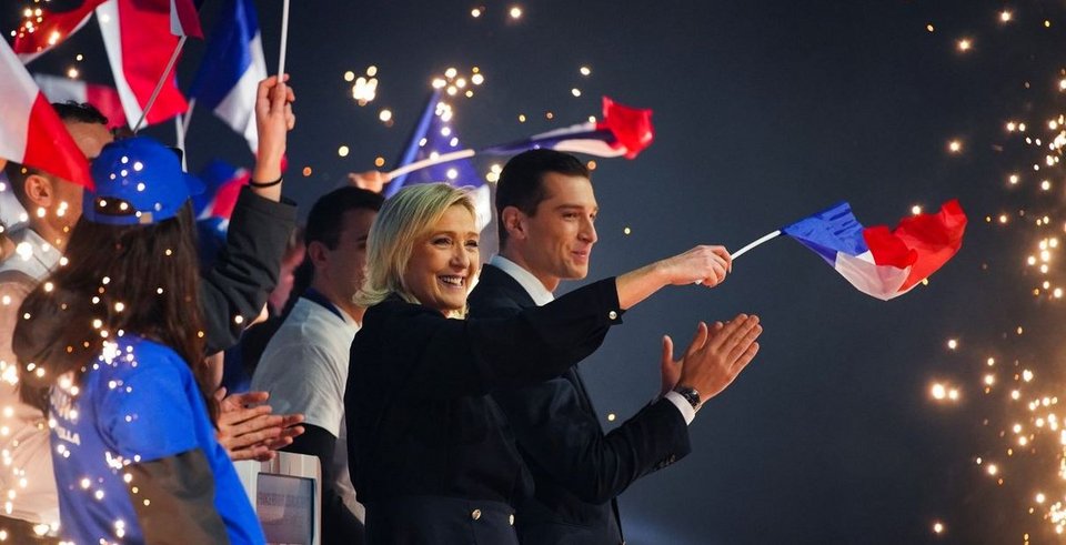 Η ακροδεξιά στη Γαλλία τρομάζει, αλλά όλα δείχνουν πως θα αναλάβει την εξουσία / Φωτογραφία: AP