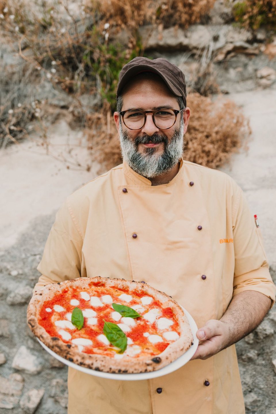 μετακόμισε στην επαρχία