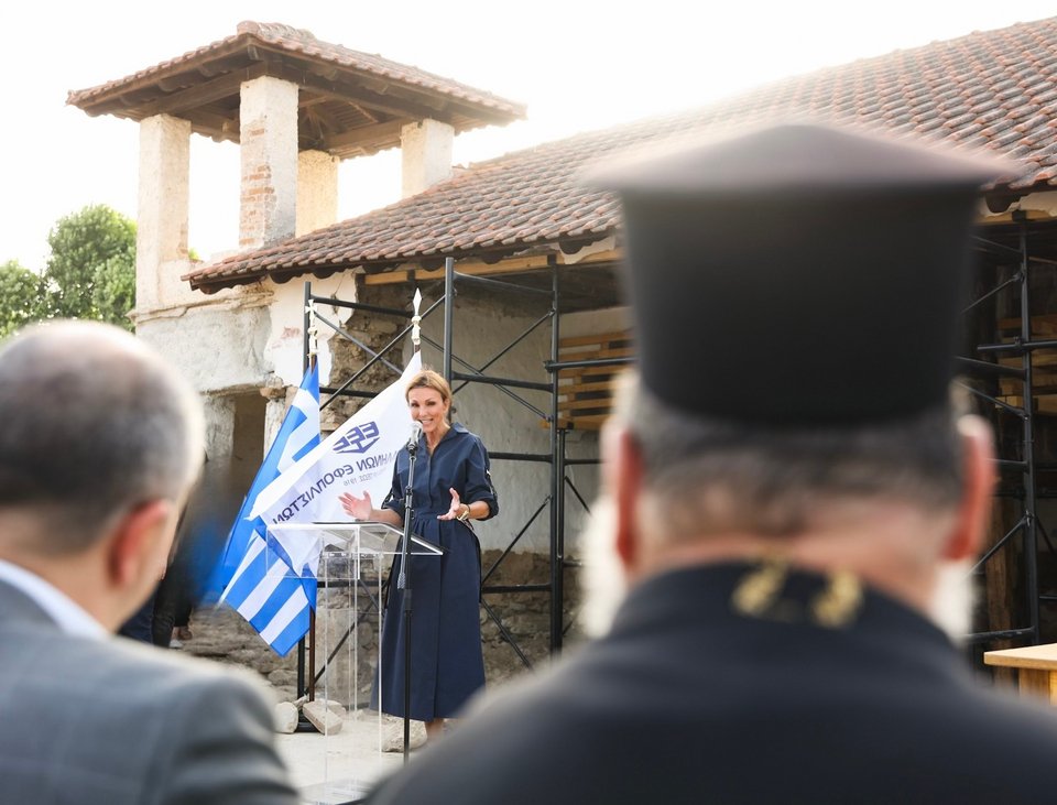 Η Μελίνα Τραυλού