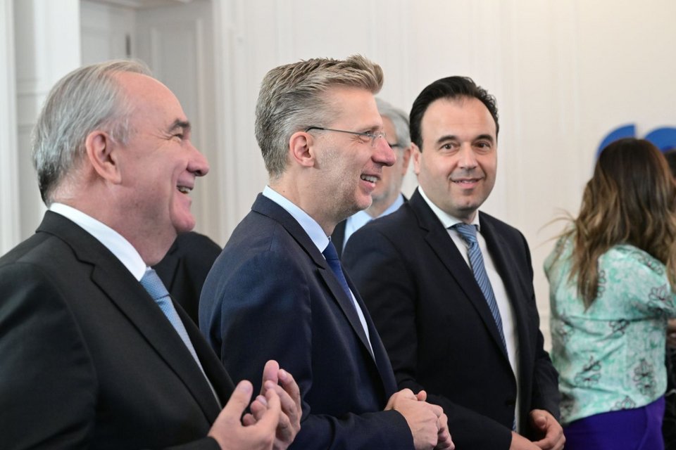 Νίκος Παπαθανάσης, Ακης Σκέρτσος και Δημήτρης Παπαστεργίου