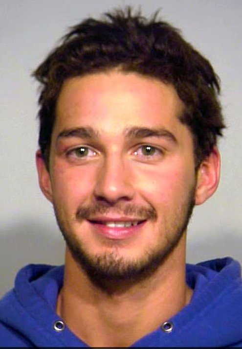 Το 2007, ο Shia Lebeouf συνελήφθη για παράνομη καταπάτηση στο Σικάγο