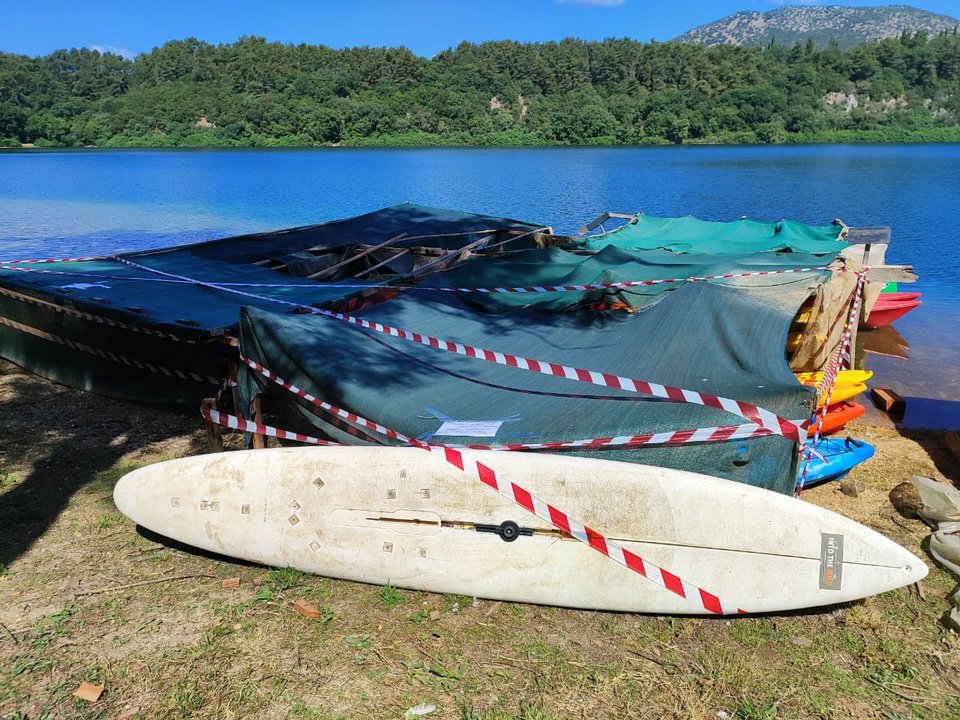 Άμεση επέμβαση και απομάκρυνση παράνομων κατασκευών στη Λίμνη Ζηρού
