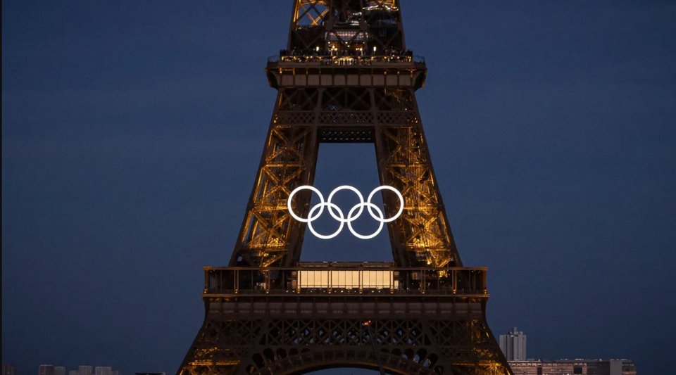  Οι ολυμπιακοί κύκλοι στον Πύργο του Άιφελ