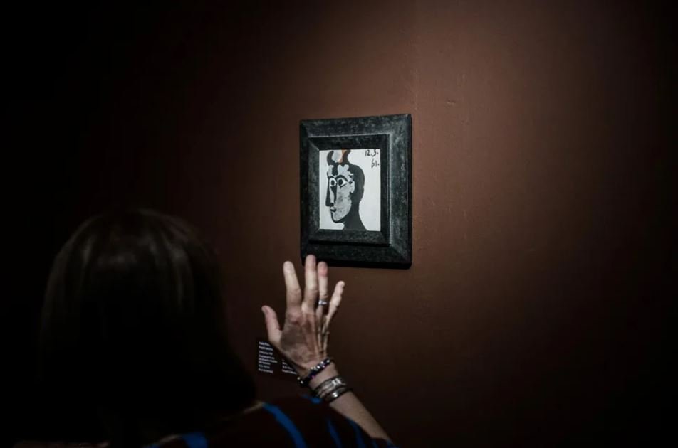 Ο Φαύνος που ζωγράφισε ο Πικάσο για την Παλόμα πάνω σε εφυαλωμένο πλακίδιο. Βρίσκεται πάντα πάνω από το κρεβάτι της στο σπίτι την Ελβετία. Μέχρι τις 20 Οκτώβρη θα βρίσκεται στην αρχαία Ελεύθερνα.