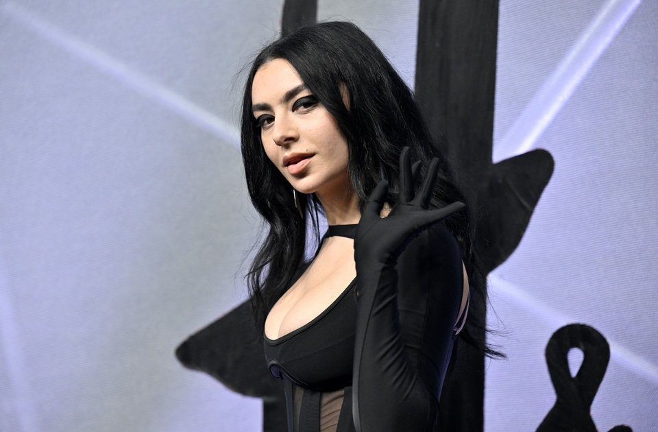 Η Charli XCX
