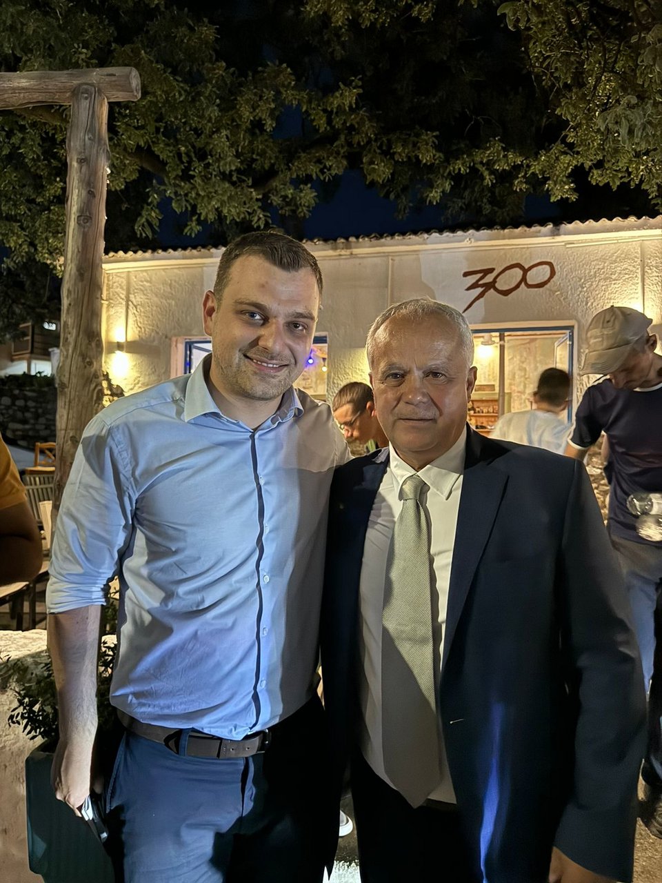 Με τον Πέτρο Μπελέρη