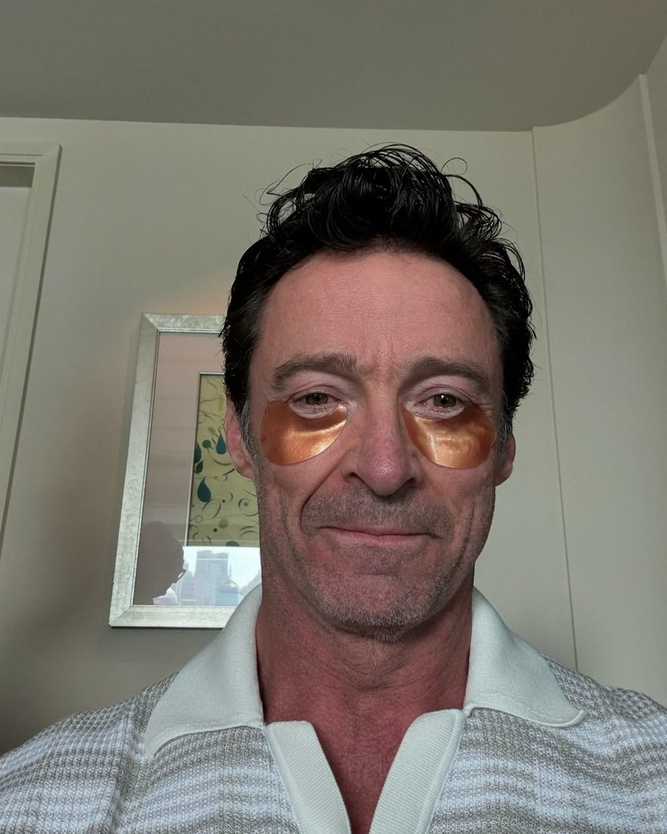 Ο Χιου Τζάκμαν με eye patches