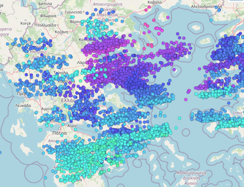 Οι κεραυνοί που έπεσαν ως τις 18:00, σύμφωνα με το Meteo.gr