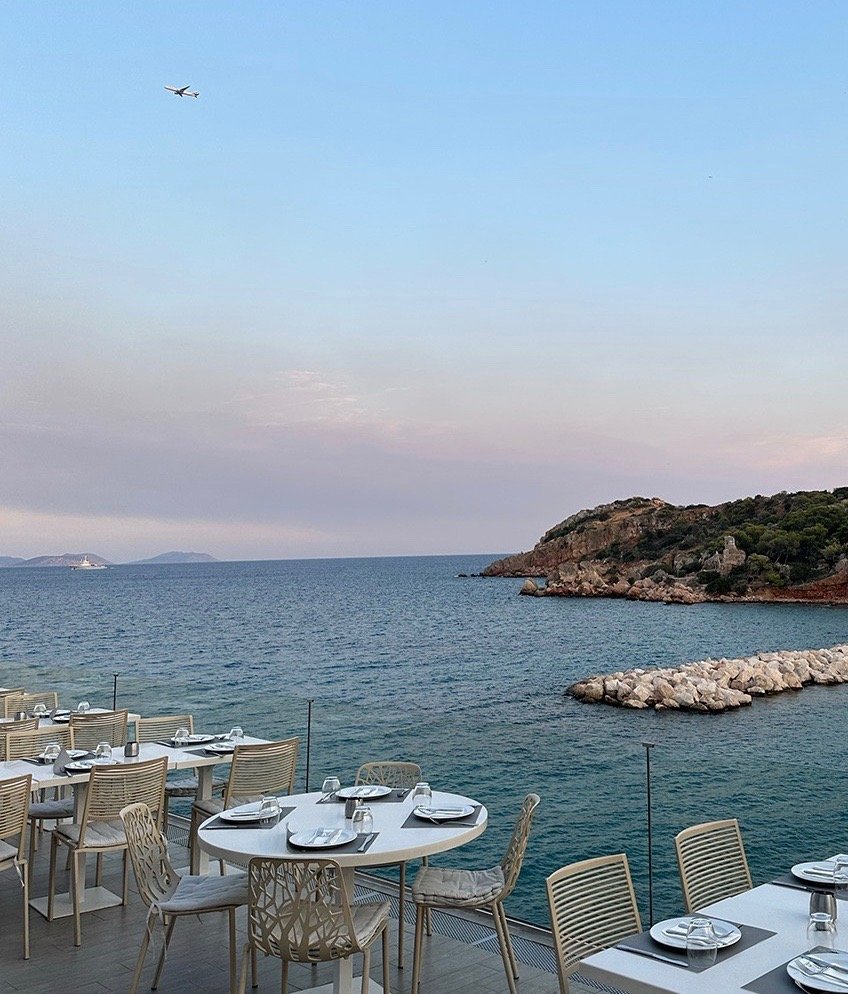H βεράντα του Moorings / Φωτογραφία: moorings.gr/Instagram