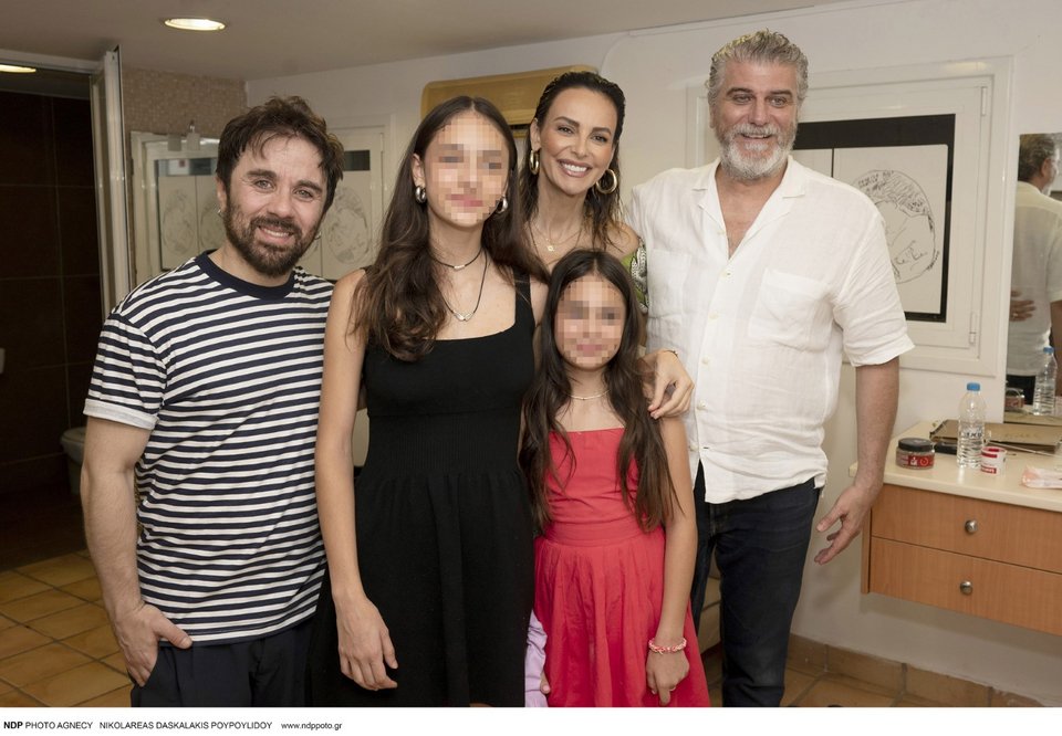 Θανάσης Τσαλταμπάσης, Αντριάνα Μάζη, Μπέττυ Μαγγίρα, Καλλινίκη Μάζη, Βλαδίμηρος Κυριακίδης